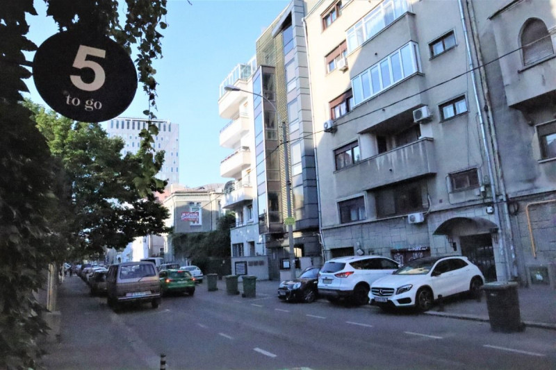 Romana – ASE, Apartament cochet 2 camere si boxa, Comision 0!