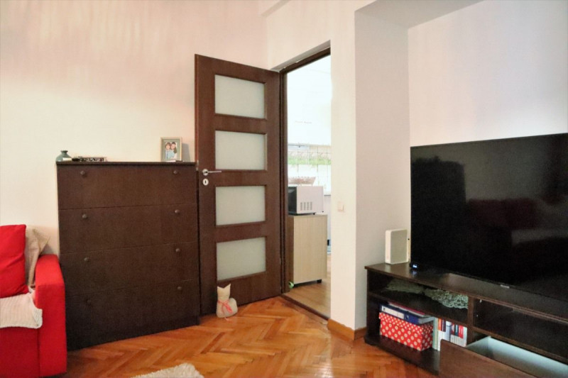 Romana – ASE, Apartament cochet 2 camere si boxa, Comision 0!