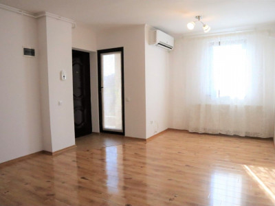 PRECONTRACT SEMNAT - 3 camere gata de mutat.