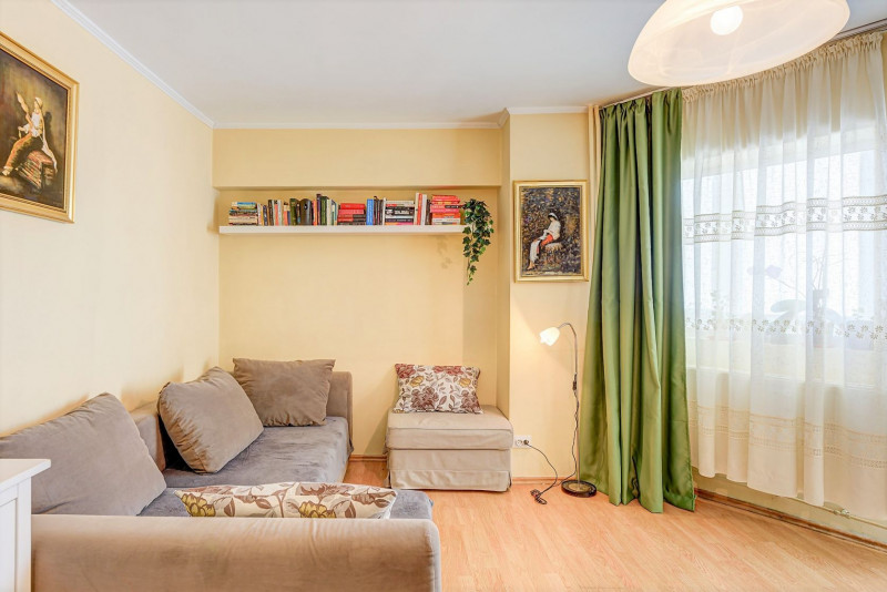 Turda – Parc Regina Maria, apartament 4 camere decomandat cu boxa, 85 mp.