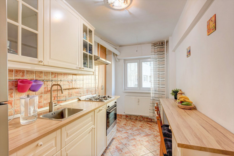 Turda – Parc Regina Maria, apartament 4 camere decomandat cu boxa, 85 mp.