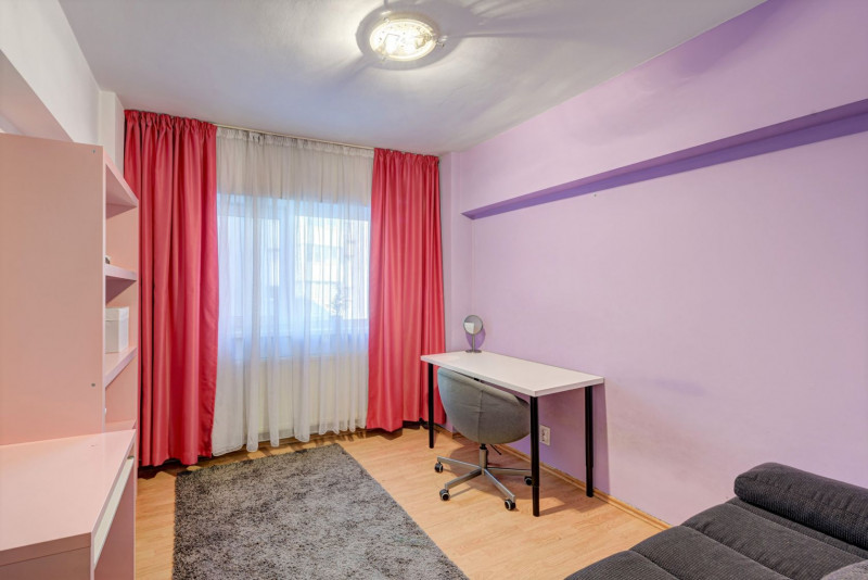 Turda – Parc Regina Maria, apartament 4 camere decomandat cu boxa, 85 mp.