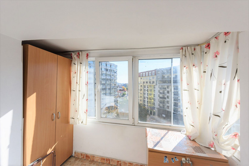 Turda – Parc Regina Maria, apartament 4 camere decomandat cu boxa, 85 mp.