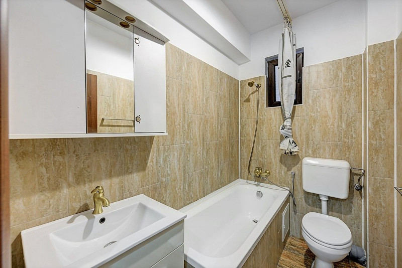 JIULUI - STR. TARNAVENI, APARTAMENT 2 CAMERE, IGIENIZAT, LIBER, 58 MP.