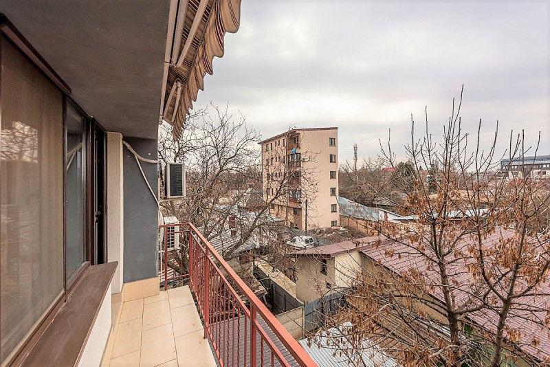 JIULUI - STR. TARNAVENI, APARTAMENT 2 CAMERE, IGIENIZAT, LIBER, 58 MP.