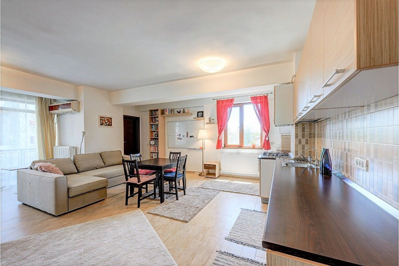 Petrom City – Izbiceni, 2 (sau 3) camere, lift, parcare subterana, boxa, 77 mp.