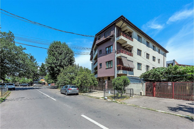 Petrom City – Izbiceni, 2 (sau 3) camere, lift, parcare subterana, boxa, 77 mp.