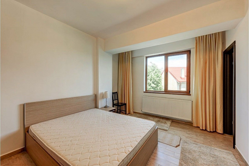 Petrom City – Izbiceni, apartament 2 camere, imobil cu lift, garaj, boxa, 77 mp.