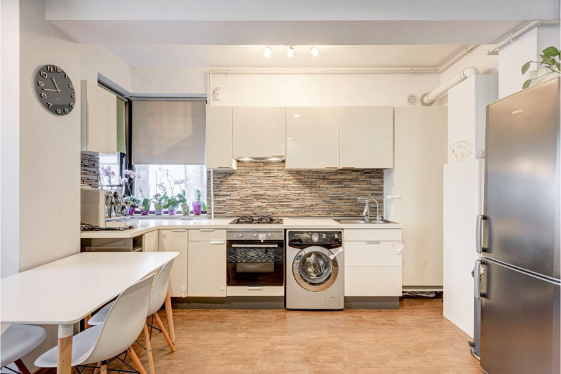 PARC BAZILESCU – ARDEALULUI, METROU, APARTAMENT 2 CAMERE, GATA DE MUTAT, 56 MP. 