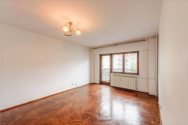 Unirii - Negru Voda, apartament 2 camere spatios, 70 mp.