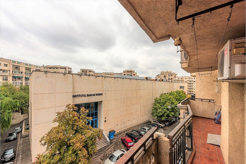 Unirii - Negru Voda, apartament 2 camere spatios, 70 mp.