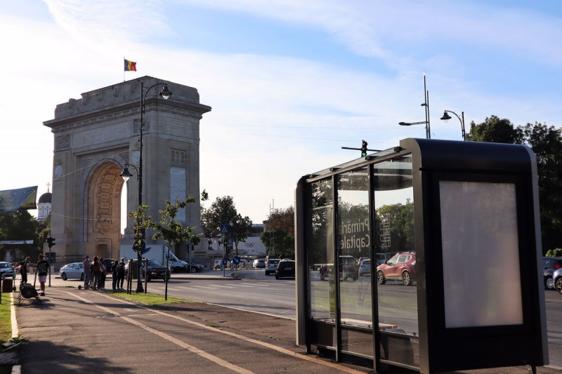 KISELEFF – ARCUL DE TRIUMF, birou individual, 25 mp. 