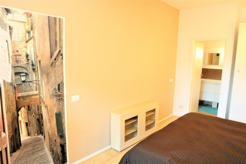 DOMENII – SUTASULUI, INCHIRIERE CASA 2 CAMERE CU TERASA, 100 MP. 