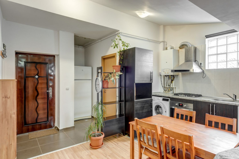 Bucurestii Noi - Str. Durau, apartament 3 camere, gata de mutat, 53 mp.