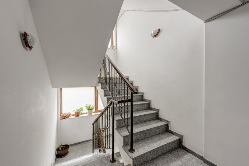 Bucurestii Noi - Str. Durau, apartament 3 camere, gata de mutat, 53 mp.