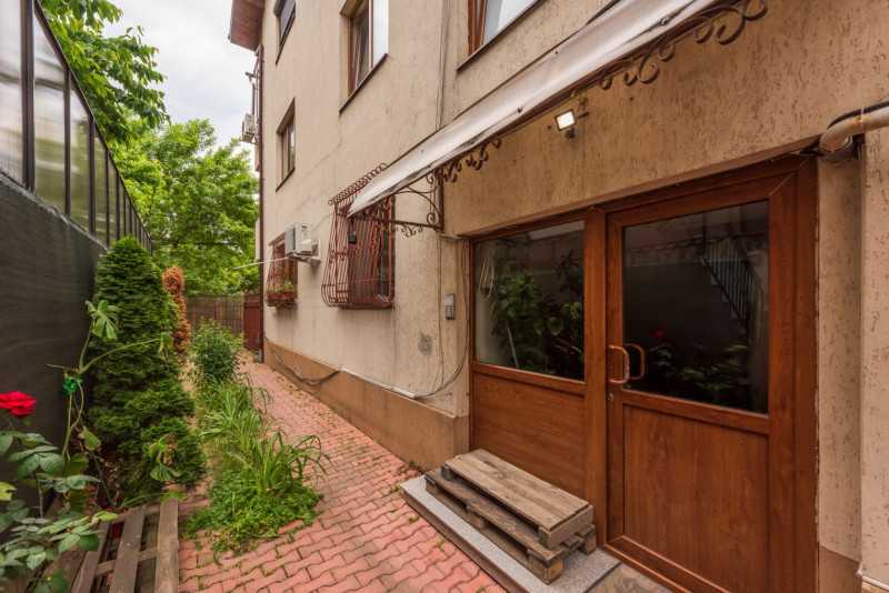 Bucurestii Noi - Str. Durau, apartament 3 camere, gata de mutat, 53 mp.