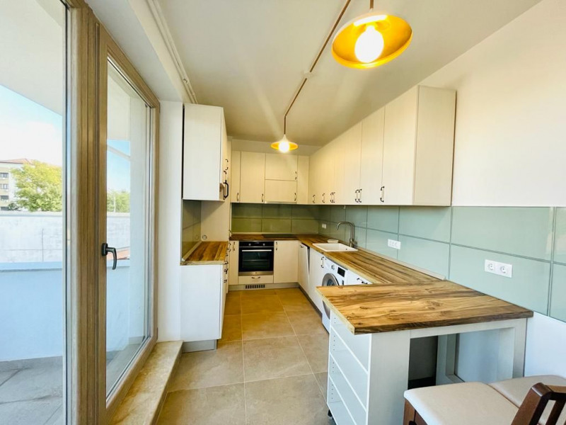 Bucurestii Noi – Apartament 3 camere nou, splendid, garaj, lift, terasa, 81 mp.