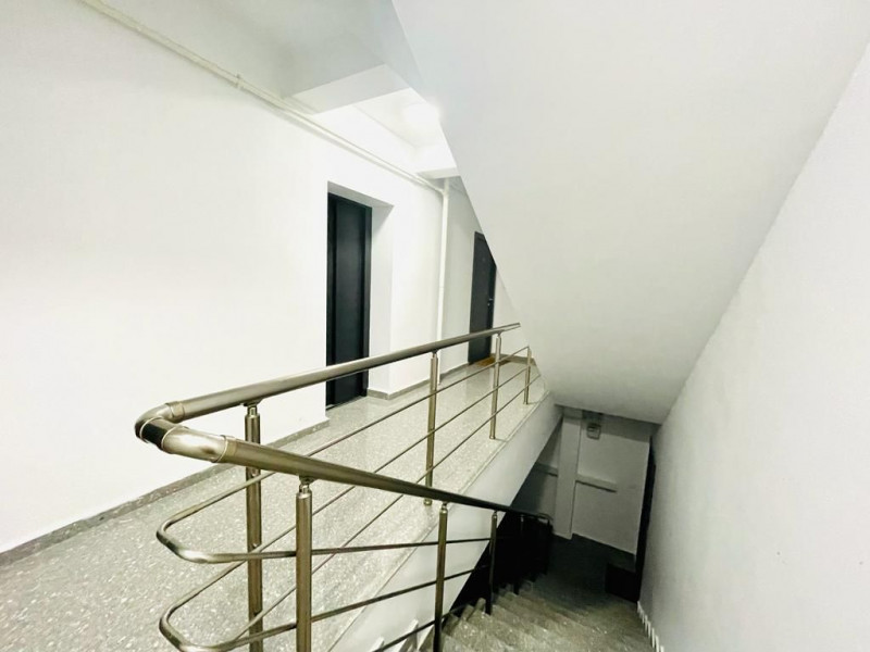 Bucurestii Noi – Apartament 3 camere nou, splendid, garaj, lift, terasa, 81 mp.