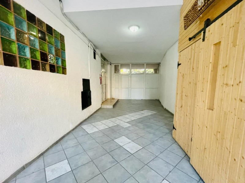 Universitate - Apartament de 2 camere, centrala de bloc,  Comision 0. 