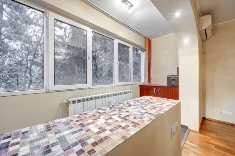 REZERVAT – Pajura, Apartament 3 camere, etaj 1, 70 mp, stare buna. 