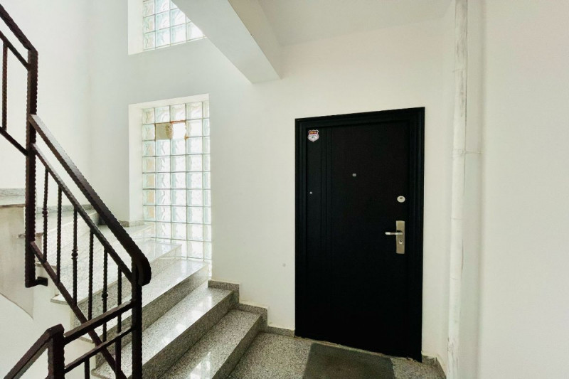 Sos. Chitilei – Triumfului 58, Apartament 3 camere gata de mutat, 61 mp. 
