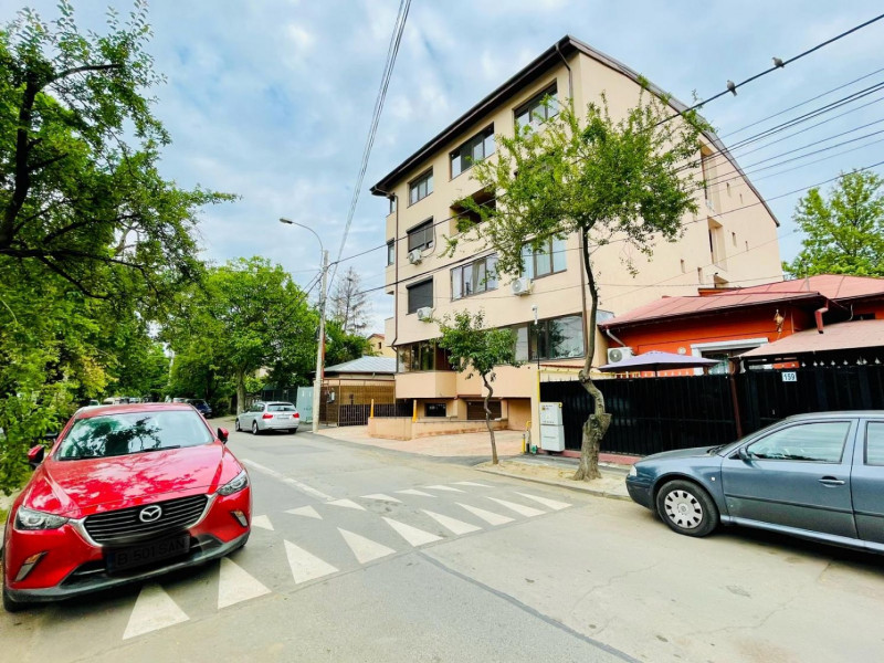 Bazilescu - Lidl, Apartament 2 camere decomandat, parcare, 2 boxe, 59 mp.