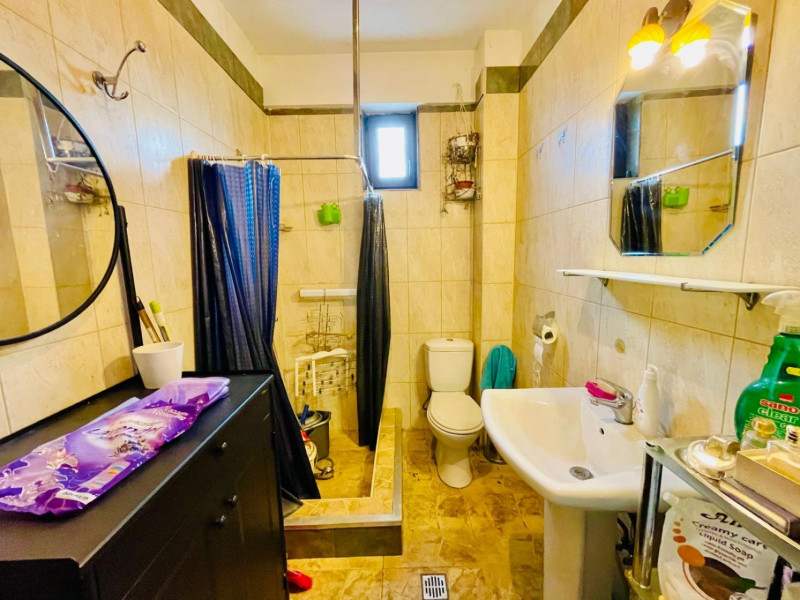 Bazilescu - Lidl, Apartament 2 camere decomandat, parcare, 2 boxe, 59 mp.