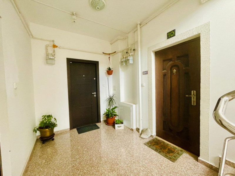 Bazilescu - Lidl, Apartament 2 camere decomandat, parcare, 2 boxe, 59 mp.
