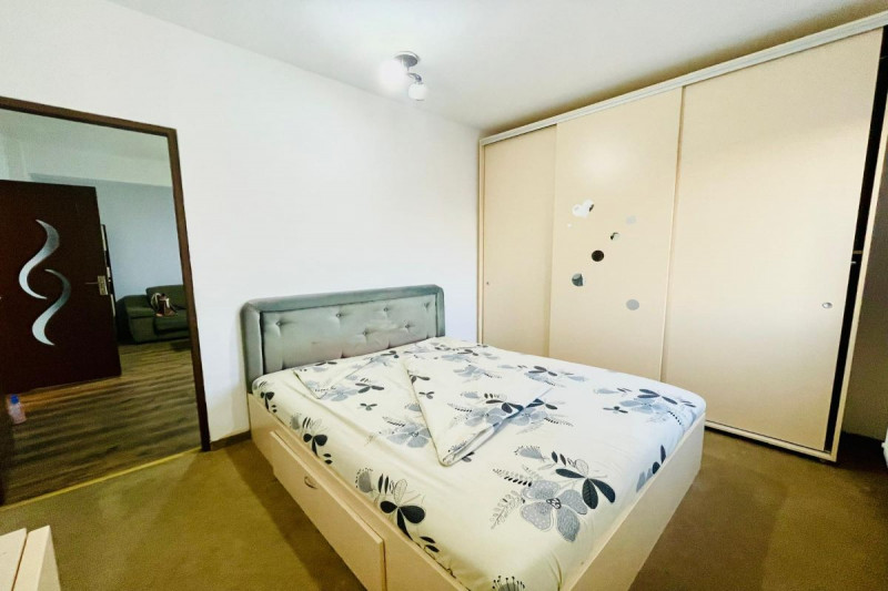 Dobroesti, apartament 3 camere, igienizat, et.1, 69 mp.