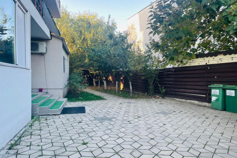 Dobroesti, apartament 3 camere, igienizat, et.1, 69 mp.