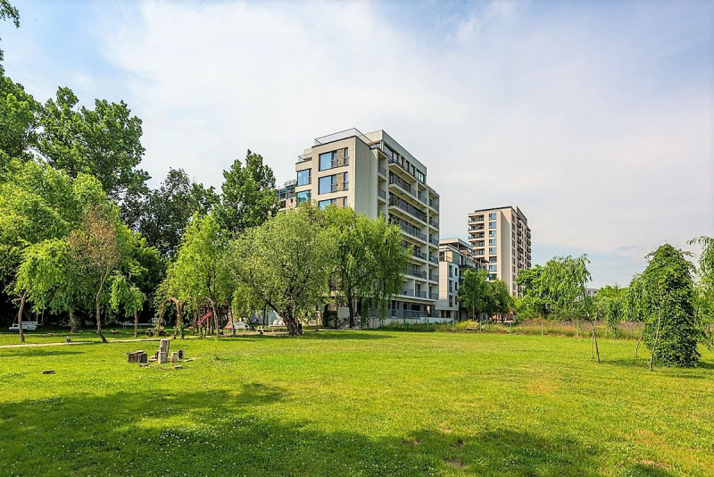 NORTHSIDE PARK GARDEN, APARTAMENT 2 CAMERE SPLENDID, CU TERASA, PARC SI PONTON.