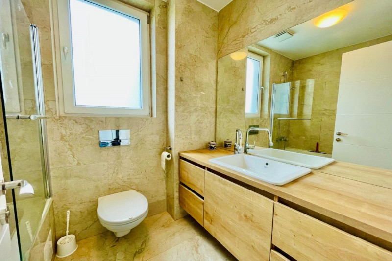 Floreasca Residence - apartament 2 camere si parcare subterana, 70 mp.