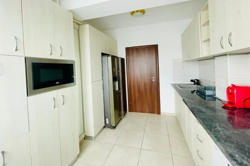 Bucurestii Noi - 3 camere, 2 bai, priveliste, pet friendly, 90 mp.