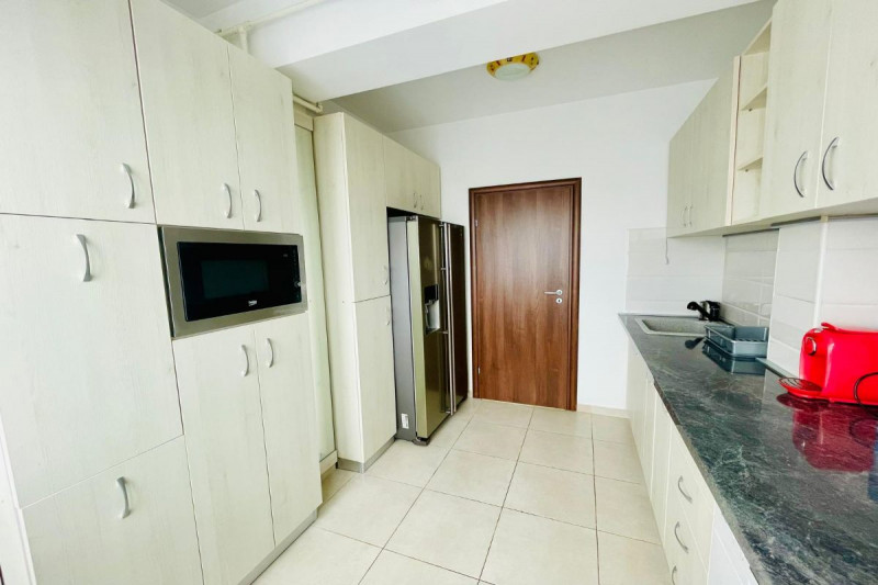 Bucurestii Noi - 3 camere, 2 bai, priveliste, pet friendly, 90 mp.