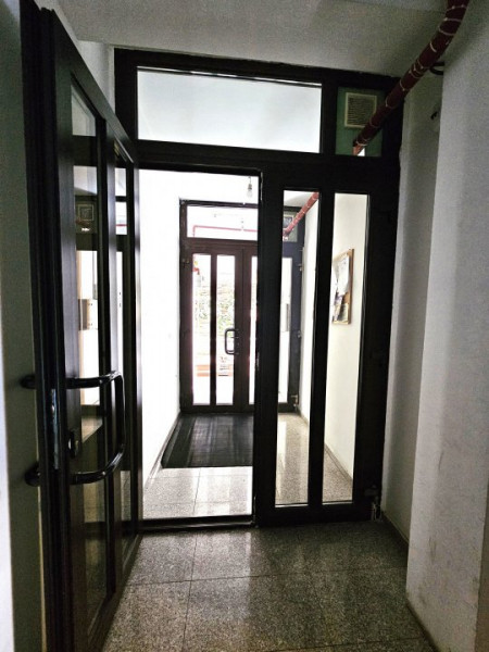 De vanzare apt 3 camere cu gradina in Bucurestii Noi - Parc Bazilescu