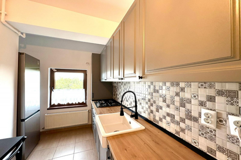 BUCURESTII NOI – Apartament 2 camere decomandat, igienizat, 60 mp.