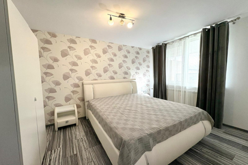 APUSULUI – Apartament 2 camere renovat, gata de mutat, 50 mp.