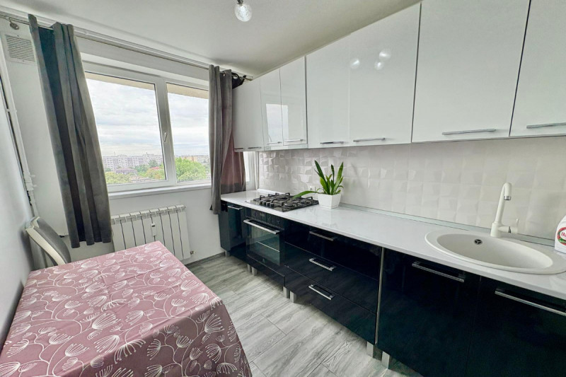 APUSULUI – Apartament 2 camere renovat, gata de mutat, 50 mp.