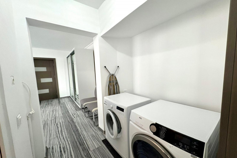 APUSULUI – Apartament 2 camere renovat, gata de mutat, 50 mp.
