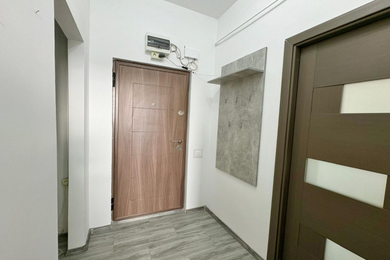 APUSULUI – Apartament 2 camere renovat, gata de mutat, 50 mp.