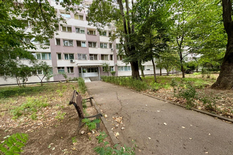 APUSULUI – Apartament 2 camere renovat, gata de mutat, 50 mp.