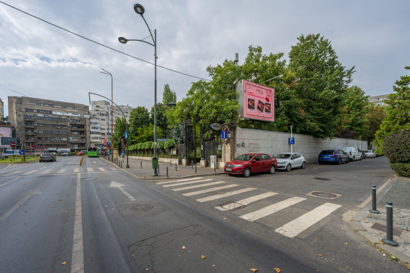 P-TA LAHOVARI, VILA REPREZENTATIVA PENTRU BIROURI, 425 MP.