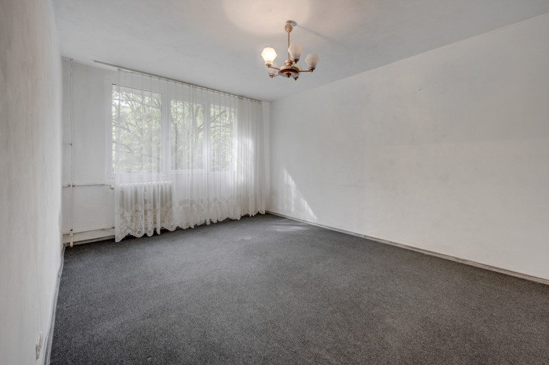 Romancierilor – Lunca Cernei, apartament 3 camere decomandat, 65 mp.