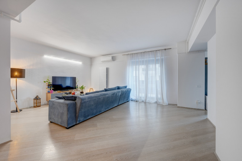 Delta City - apartament 3 camere decomandat, 96 mp.