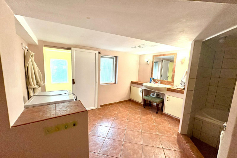 Chitila – T. Vladimirescu, casa individuala 4 camere, lot 530 mp.