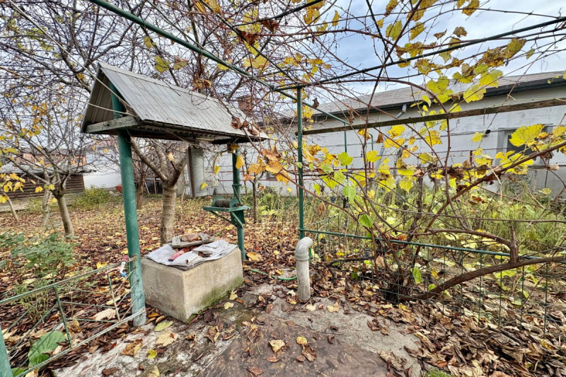 Chitila – T. Vladimirescu, casa individuala 4 camere, lot 530 mp.