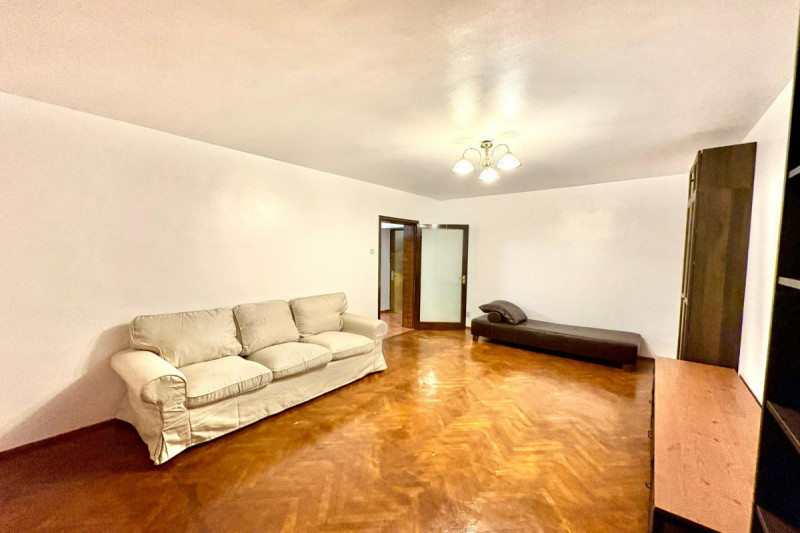 Unirii - Negru Voda, apartament 2 camere spatios, 70 mp.