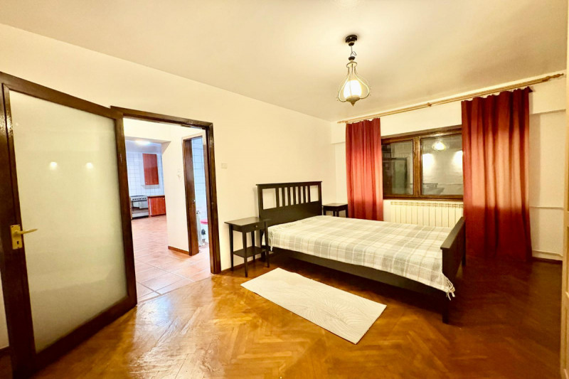 Unirii - Negru Voda, apartament 2 camere spatios, 70 mp.