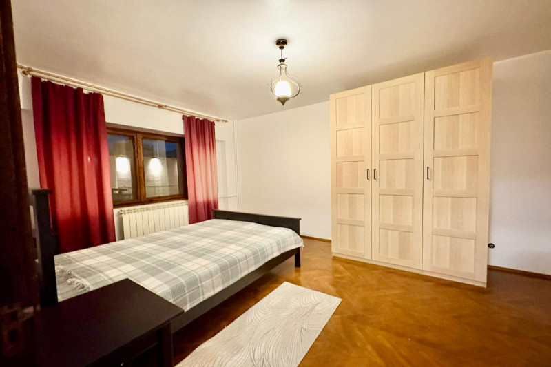 Unirii - Negru Voda, apartament 2 camere spatios, 70 mp.