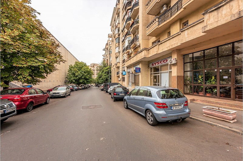 Unirii - Negru Voda, apartament 2 camere spatios, 70 mp.